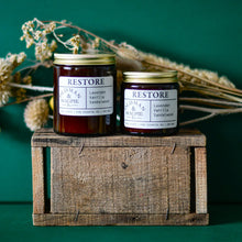 Afbeelding in Gallery-weergave laden, Old Man and Magpie Candles - Root Houseplants