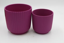 Charger l&#39;image dans la galerie, Lecco Velvet Plum - Root Houseplants
